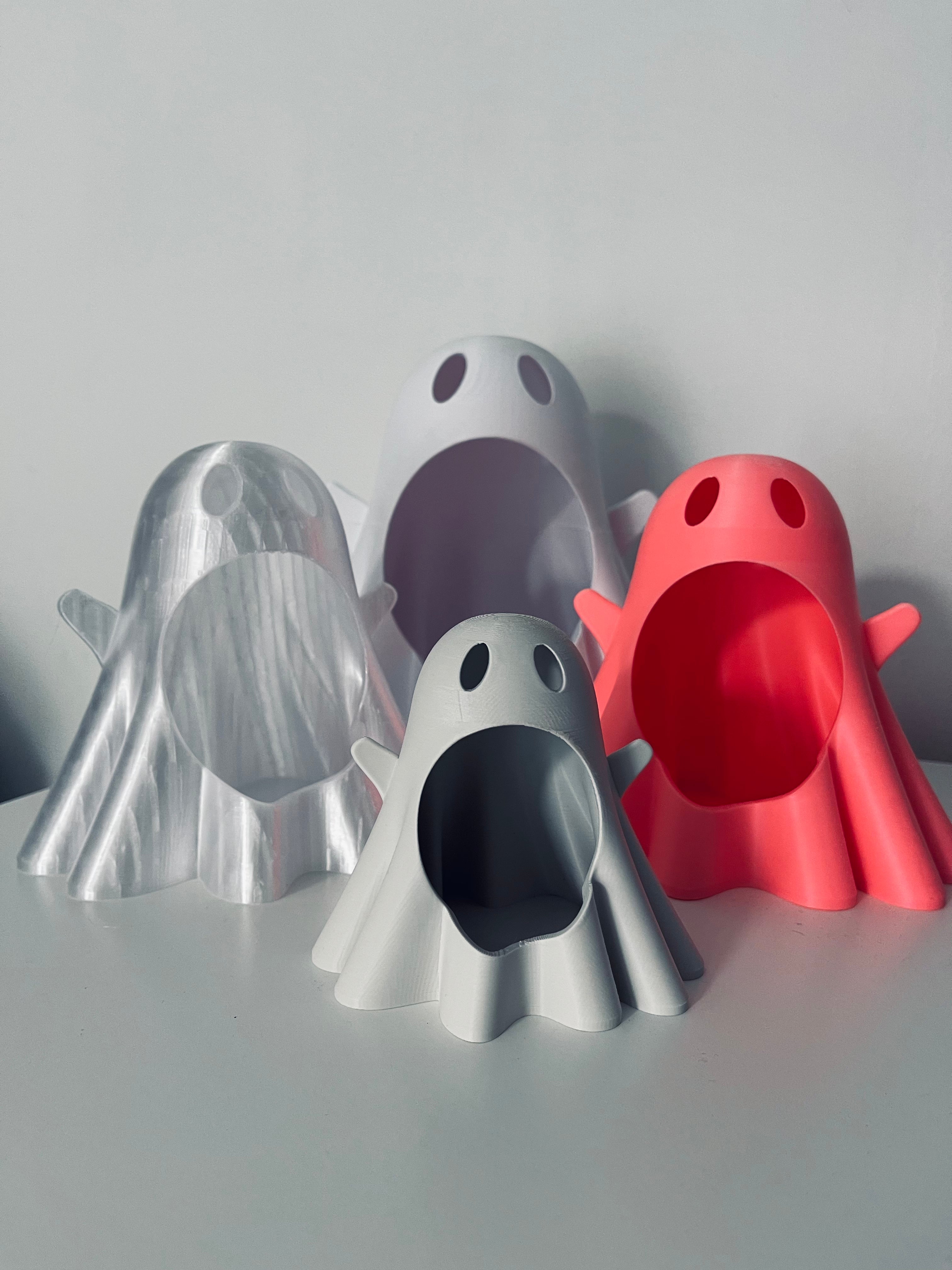 Fantasma porta caramelle